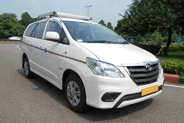 Innova Taxi on Rent in Amritsar